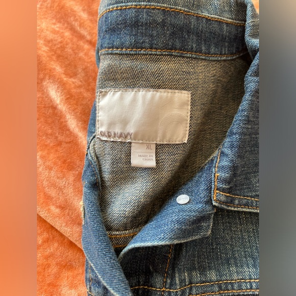 Old navy jeans jacket size XL [A-8] - Picture 3 of 5